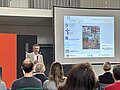 Personalmanagement in neuen Zeiten Prof. Dr. Andreas Gourmelon hält seinen Vortrag vor den Anwesenden.
